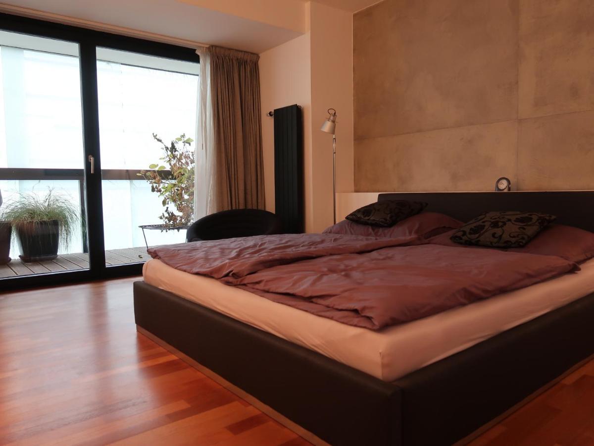 Michal Apartment 125M2 City Centre Prag Exteriör bild